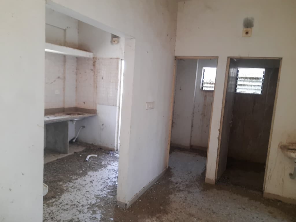 Property Photos 8