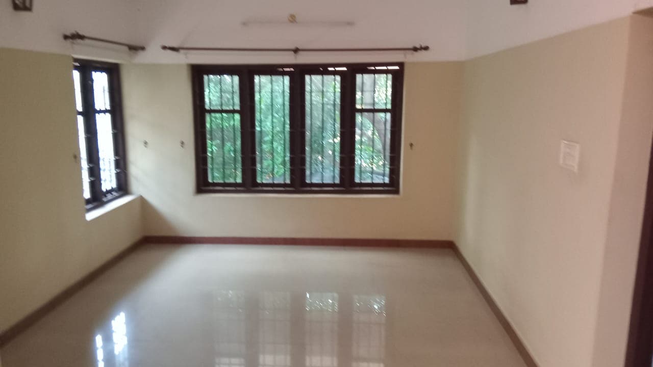 Property Photos 9
