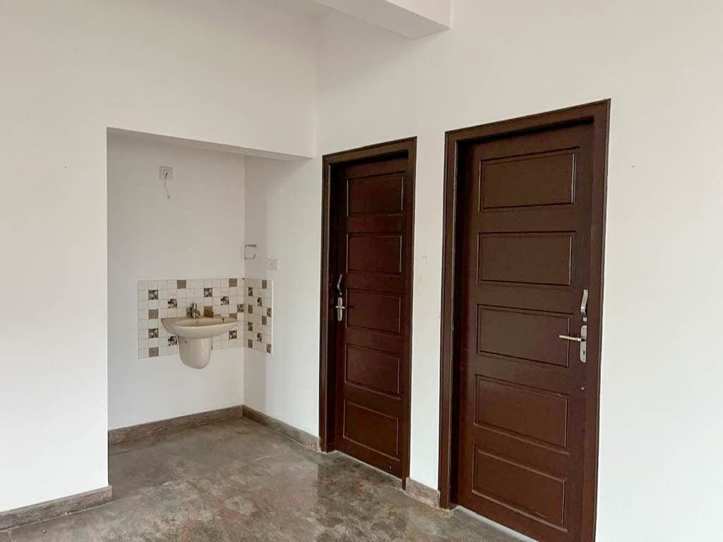Property Photos 18