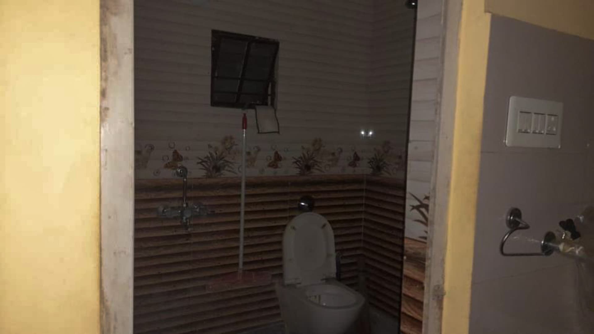 Property Photos 18