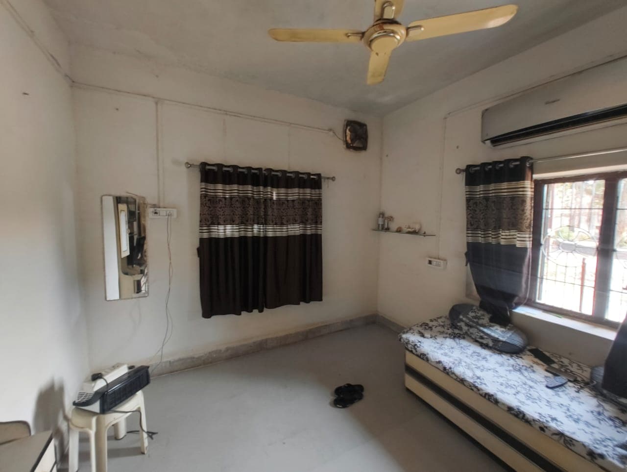 Property Photos 7