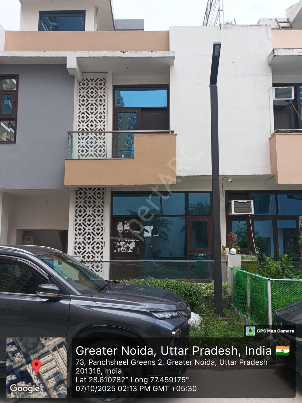 Property Photos 8