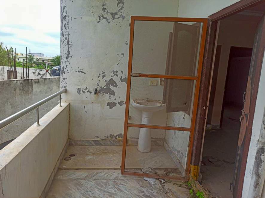 Property Photos 16