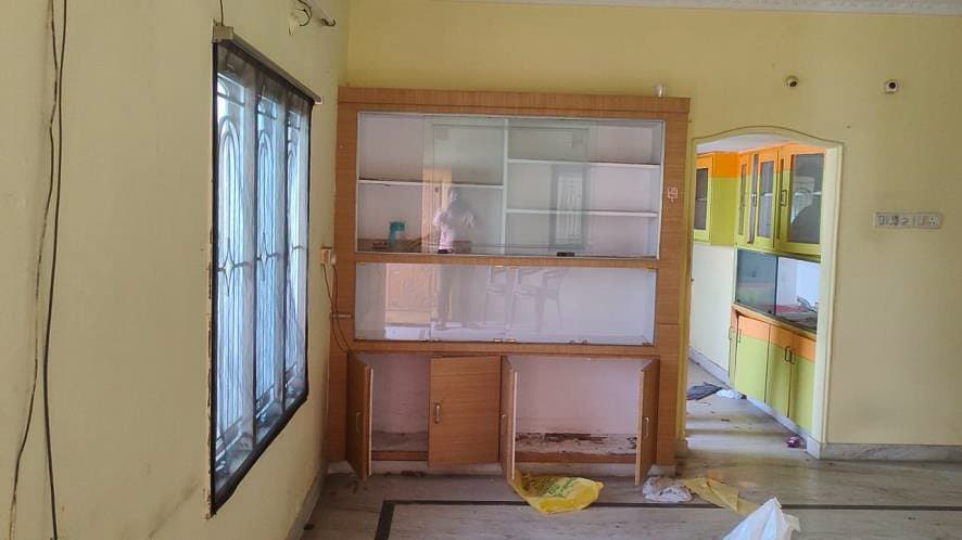 Property Photos 11