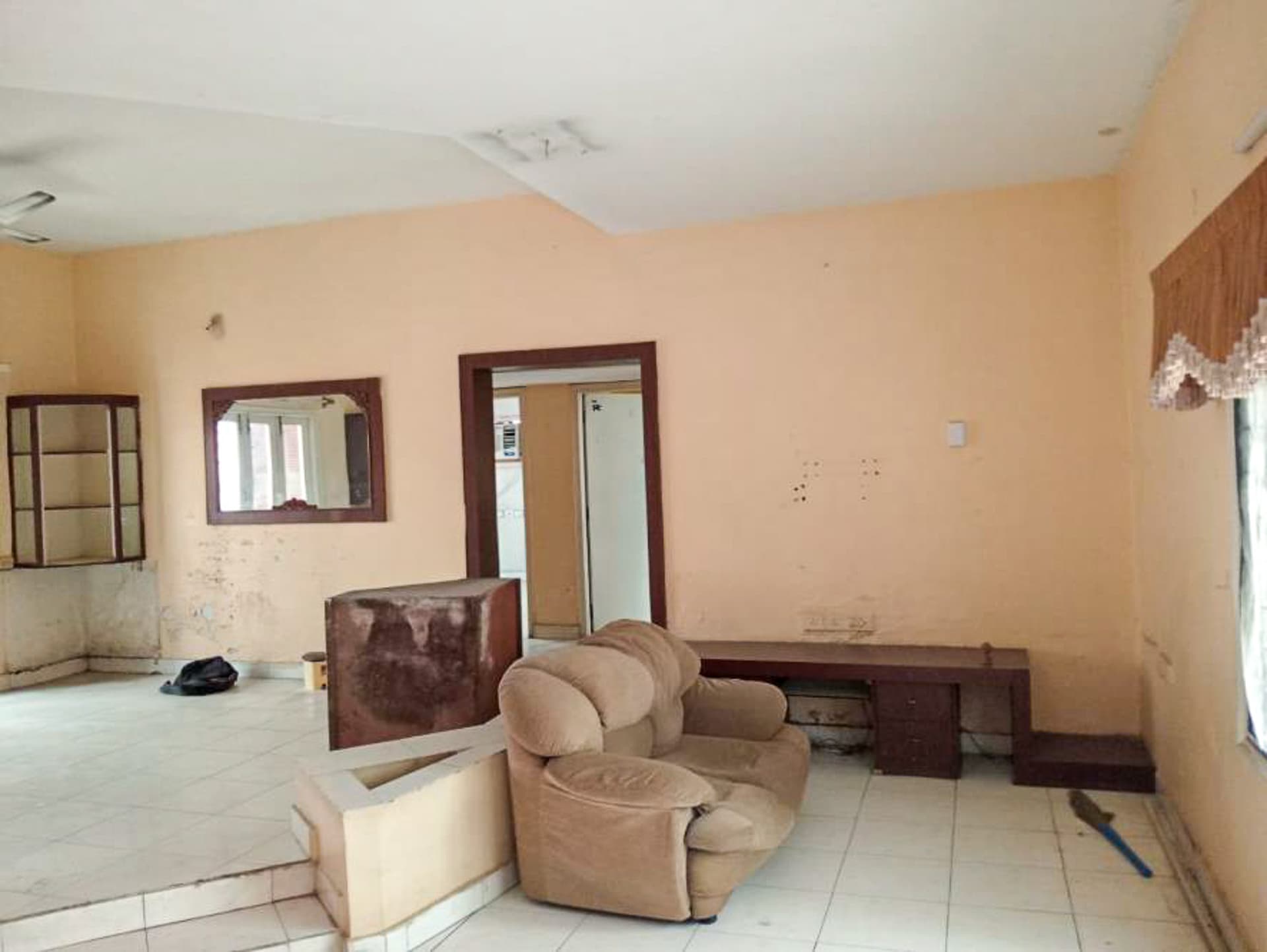 Property Photos 7