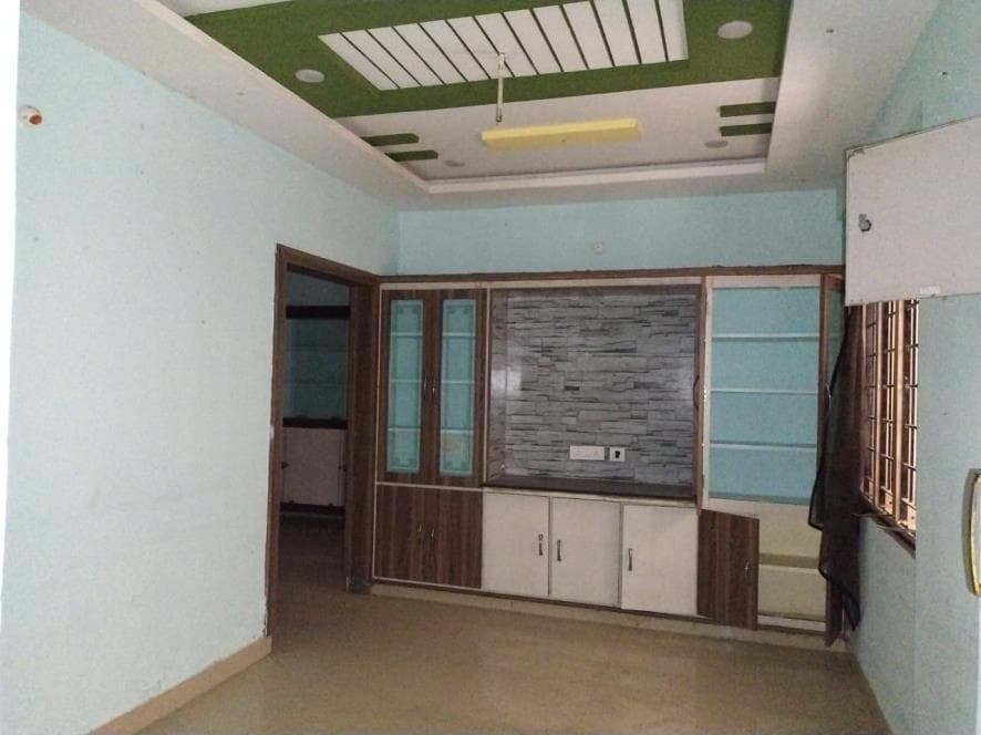Property Photos 9