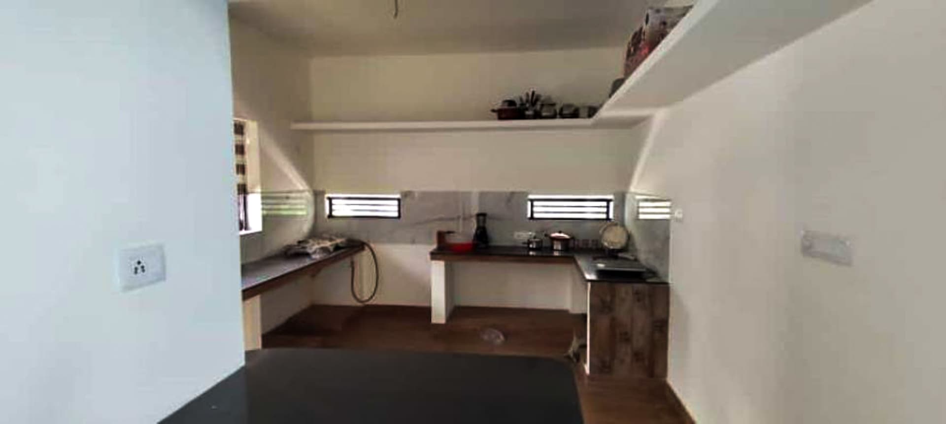 Property Photos 8