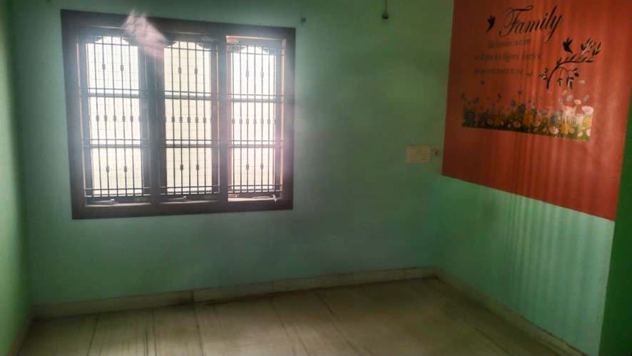 Property Photos 12