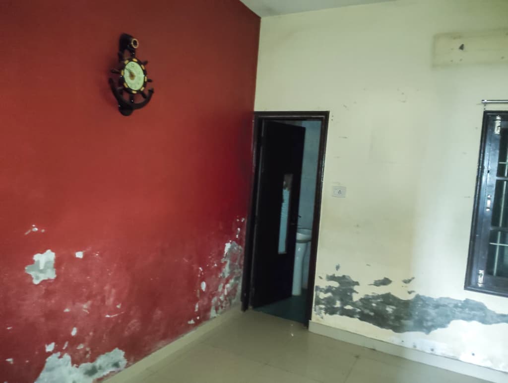 Property Photos 28