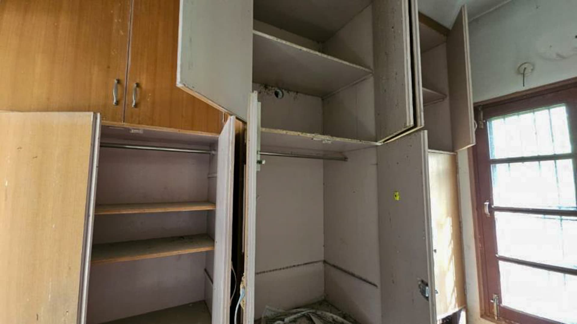 Property Photos 6
