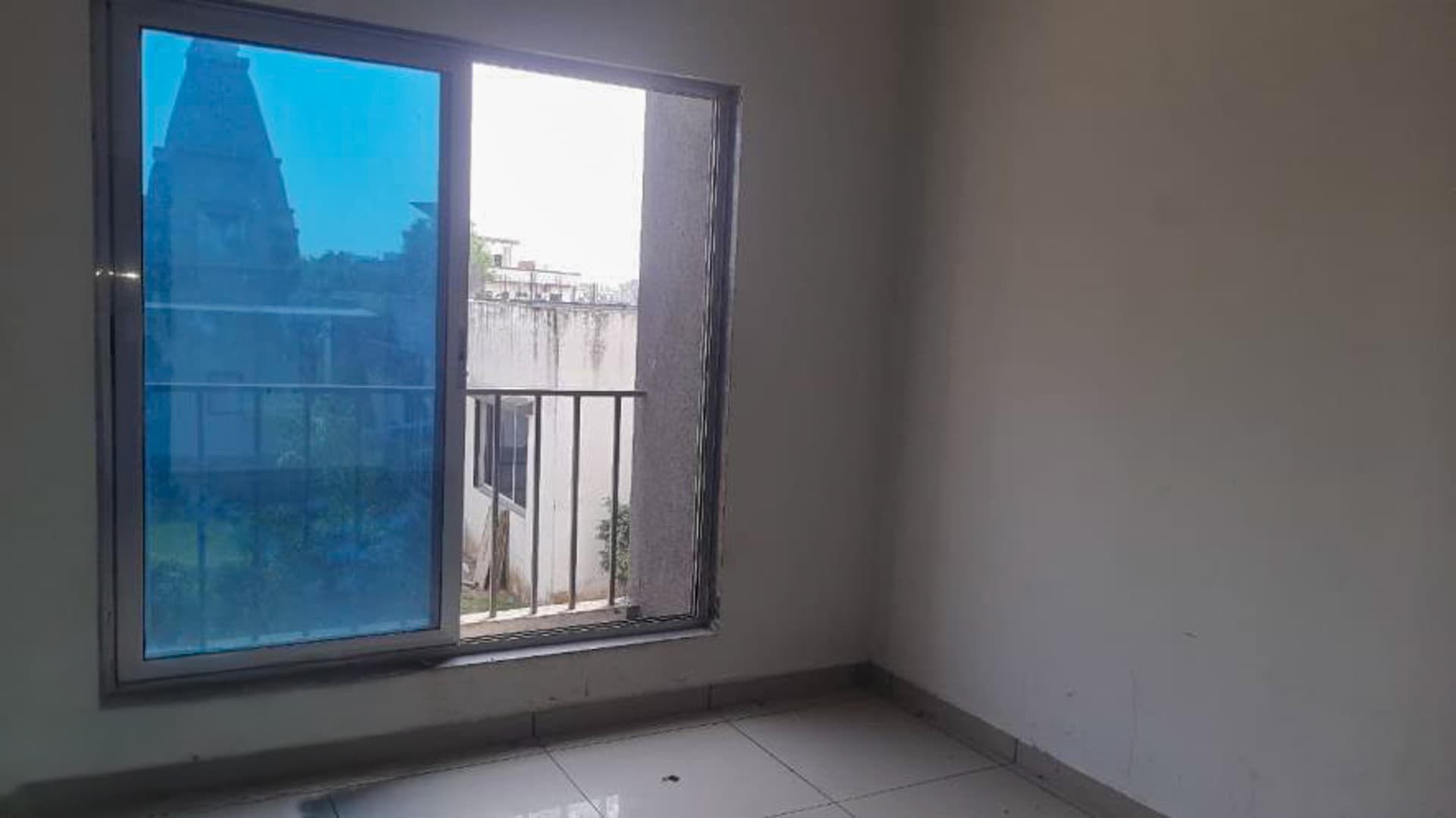 Property Photos 7