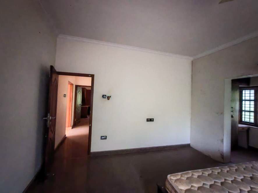 Property Photos 15
