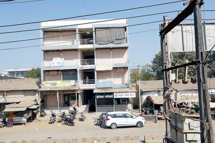 Property Photos 5