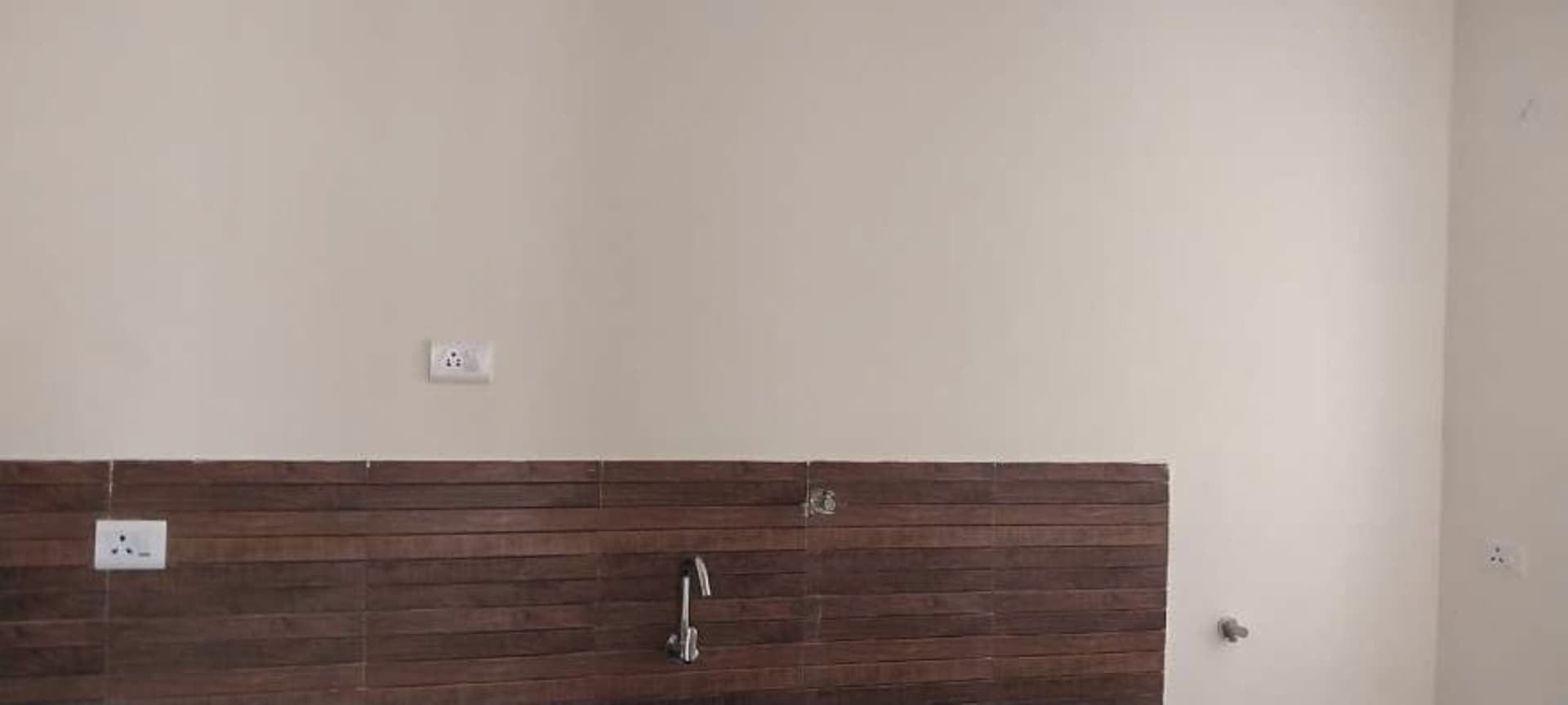 Property Photos 6