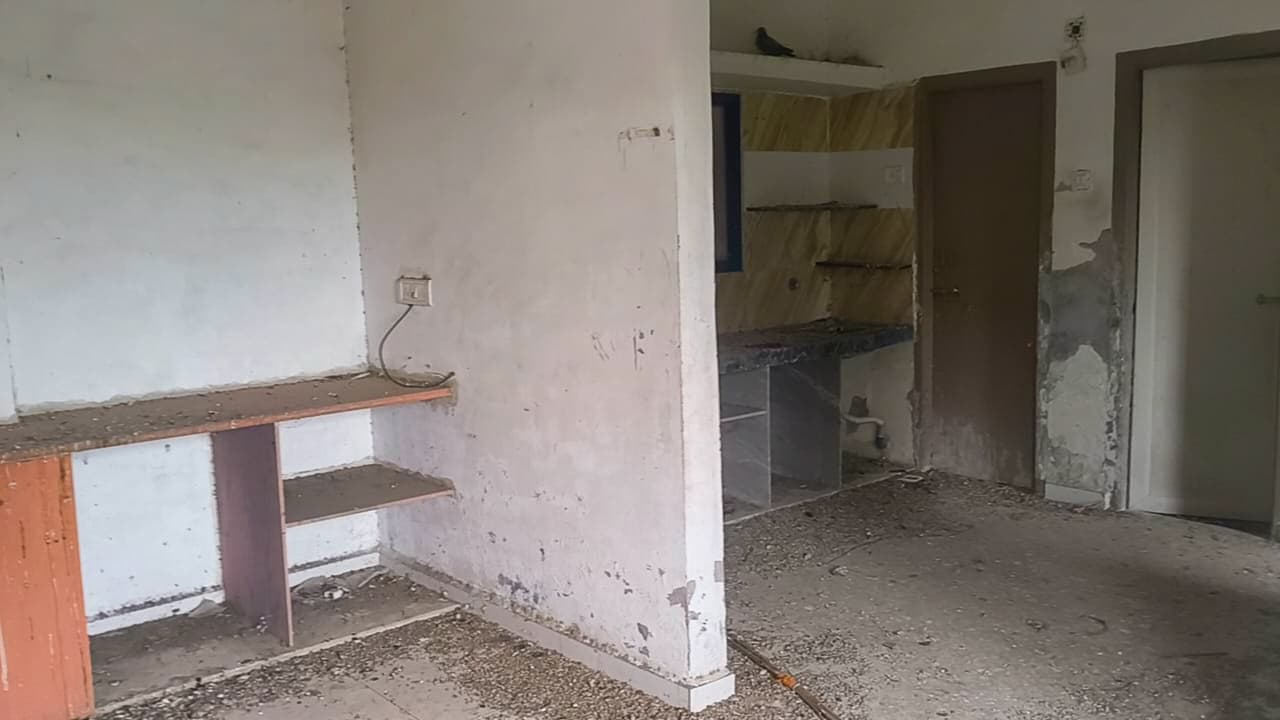 Property Photos 8