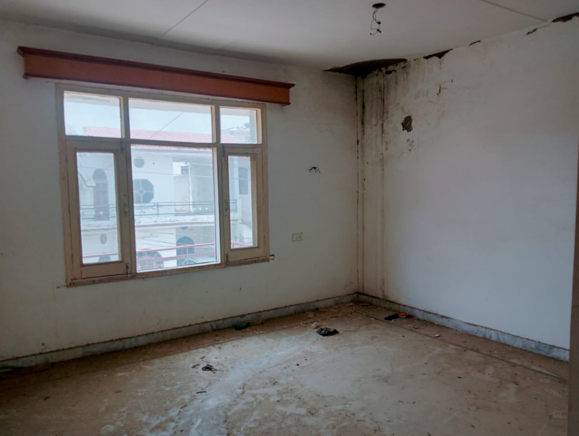 Property Photos 8