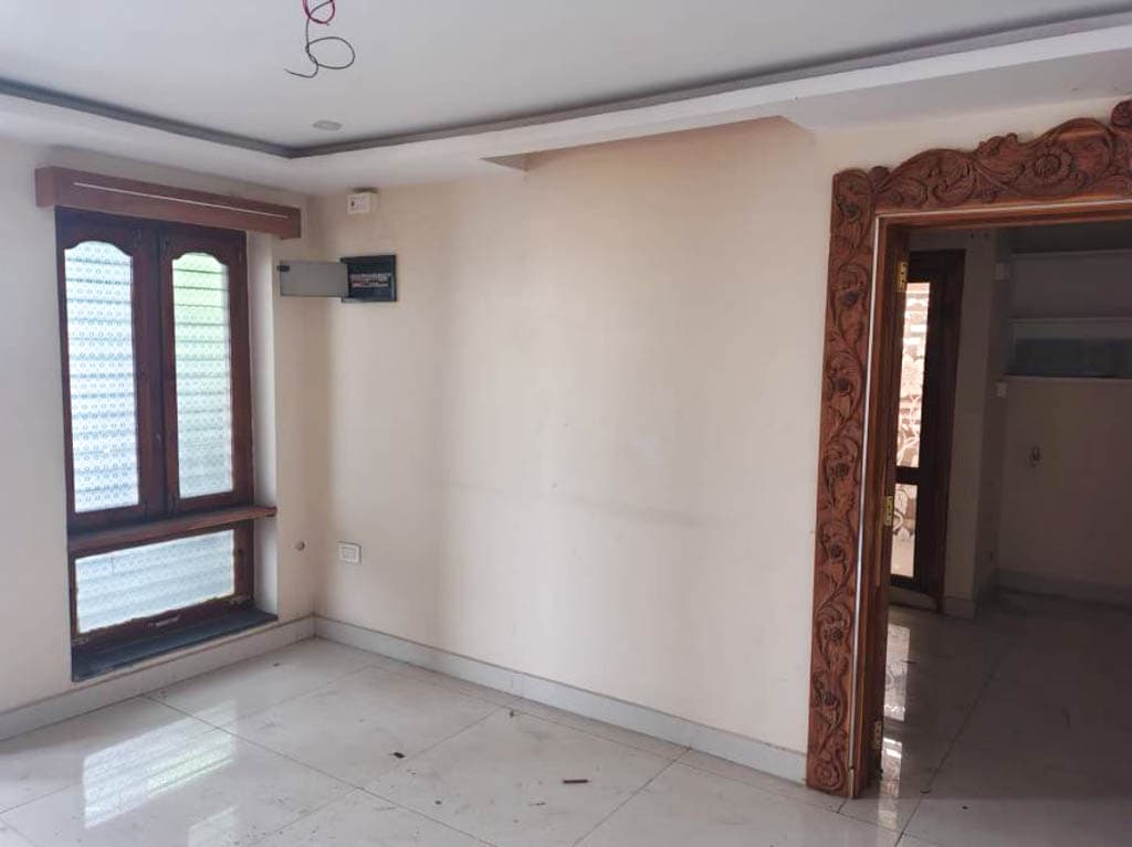 Property Photos 6