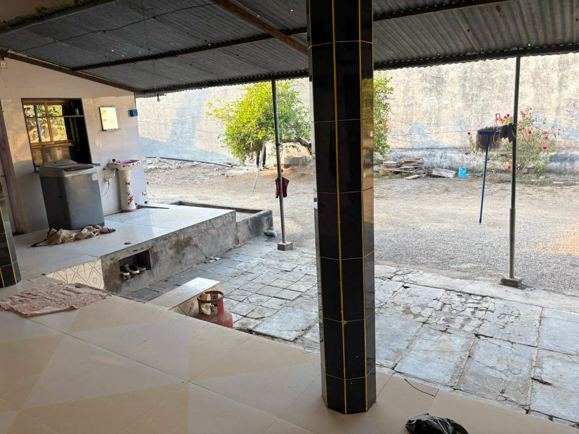 Property Photos 12
