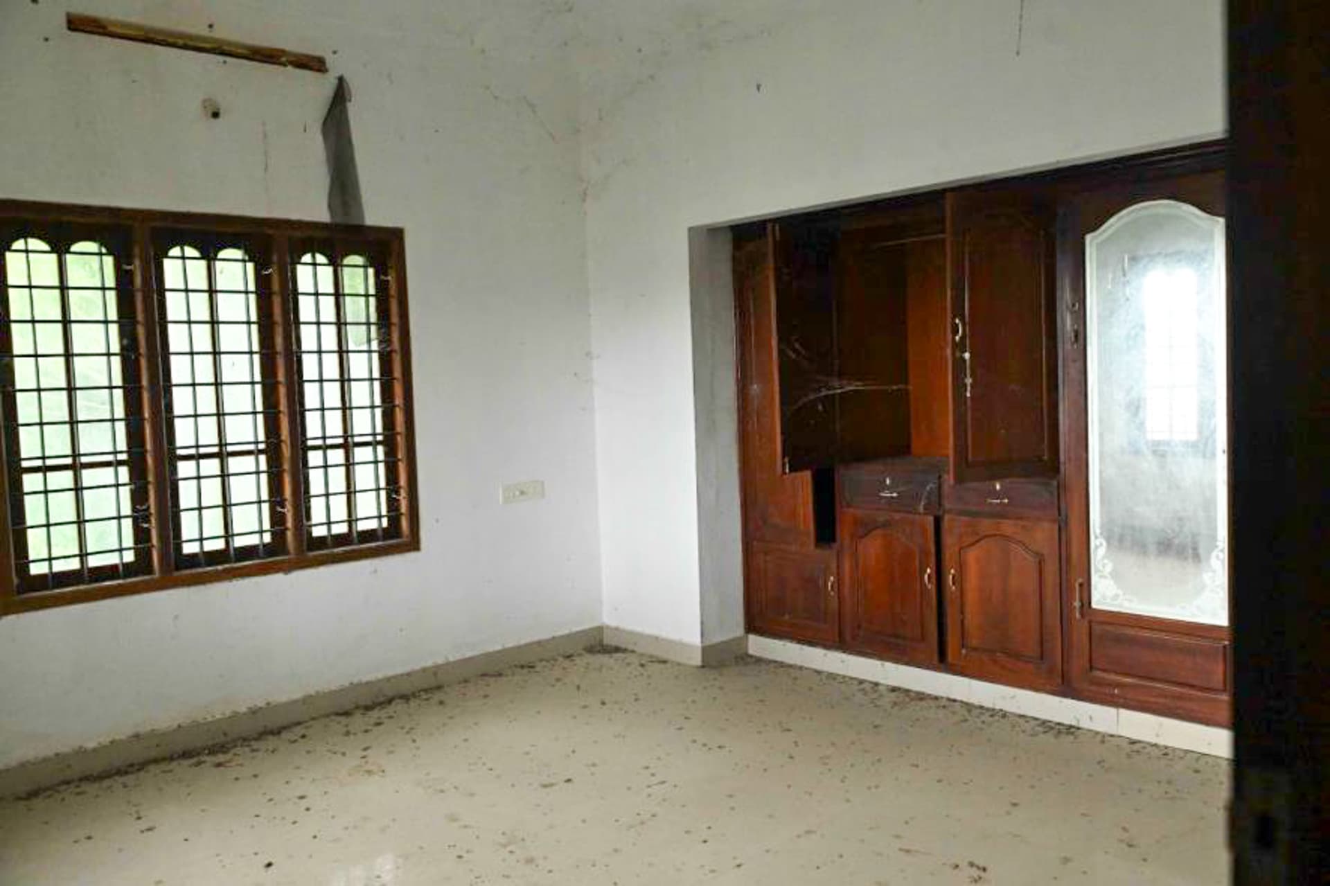 Property Photos 8