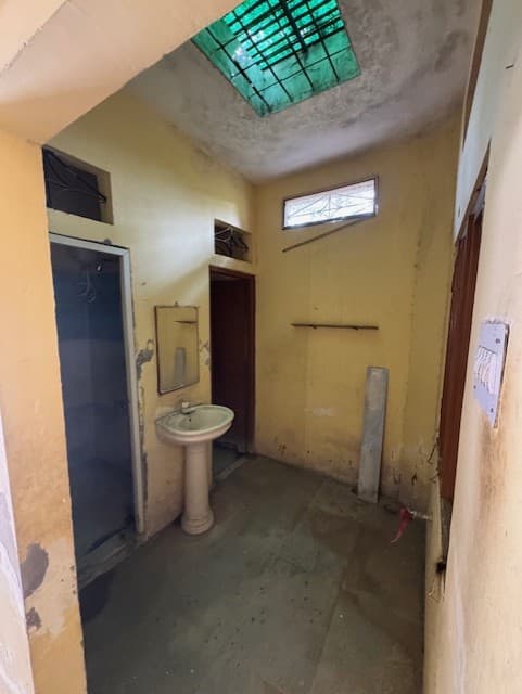 Property Photos 6