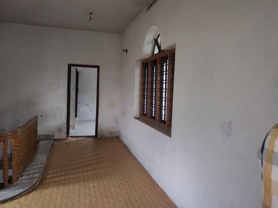 Property Photos 33