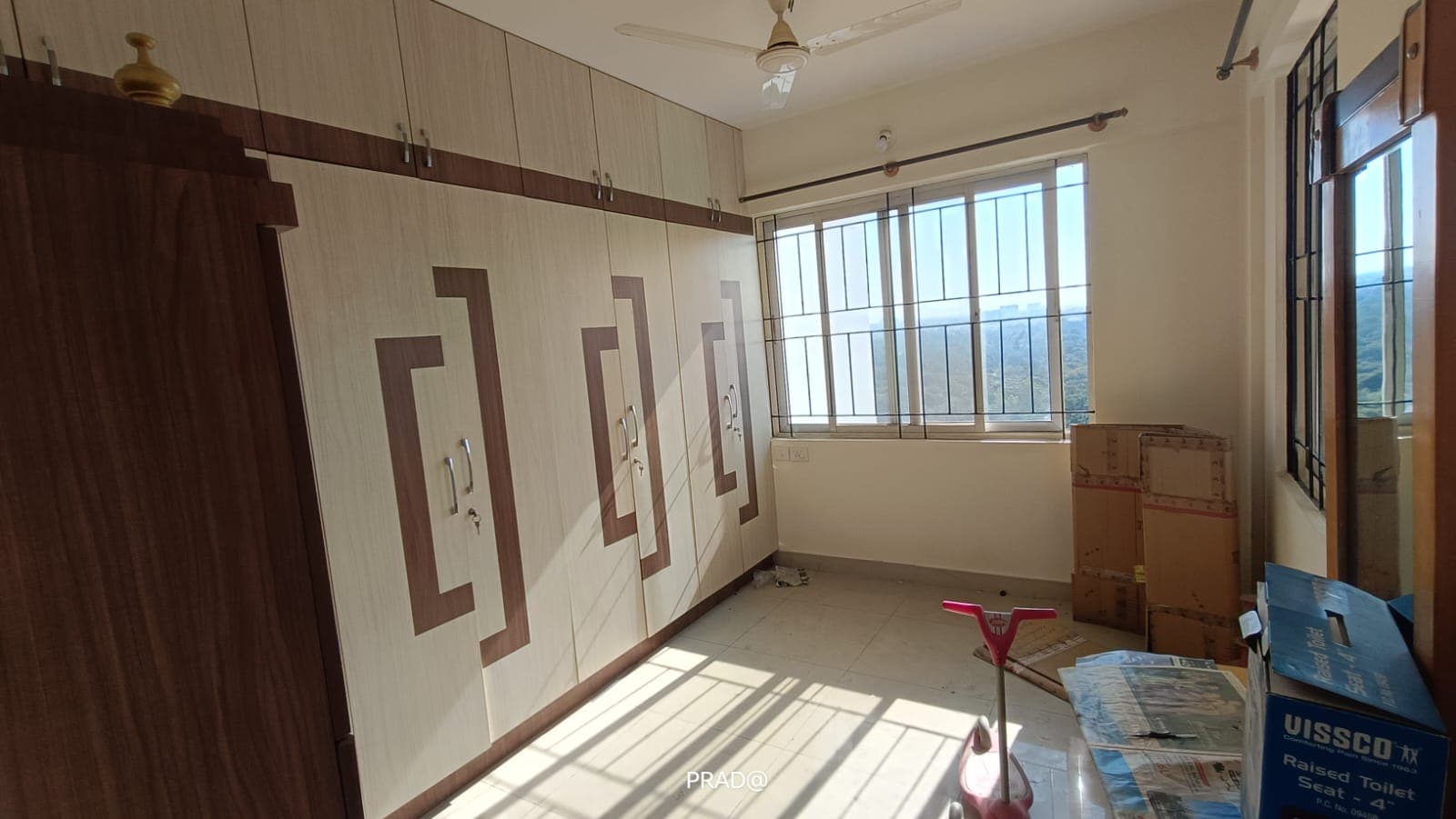 Property Photos 6