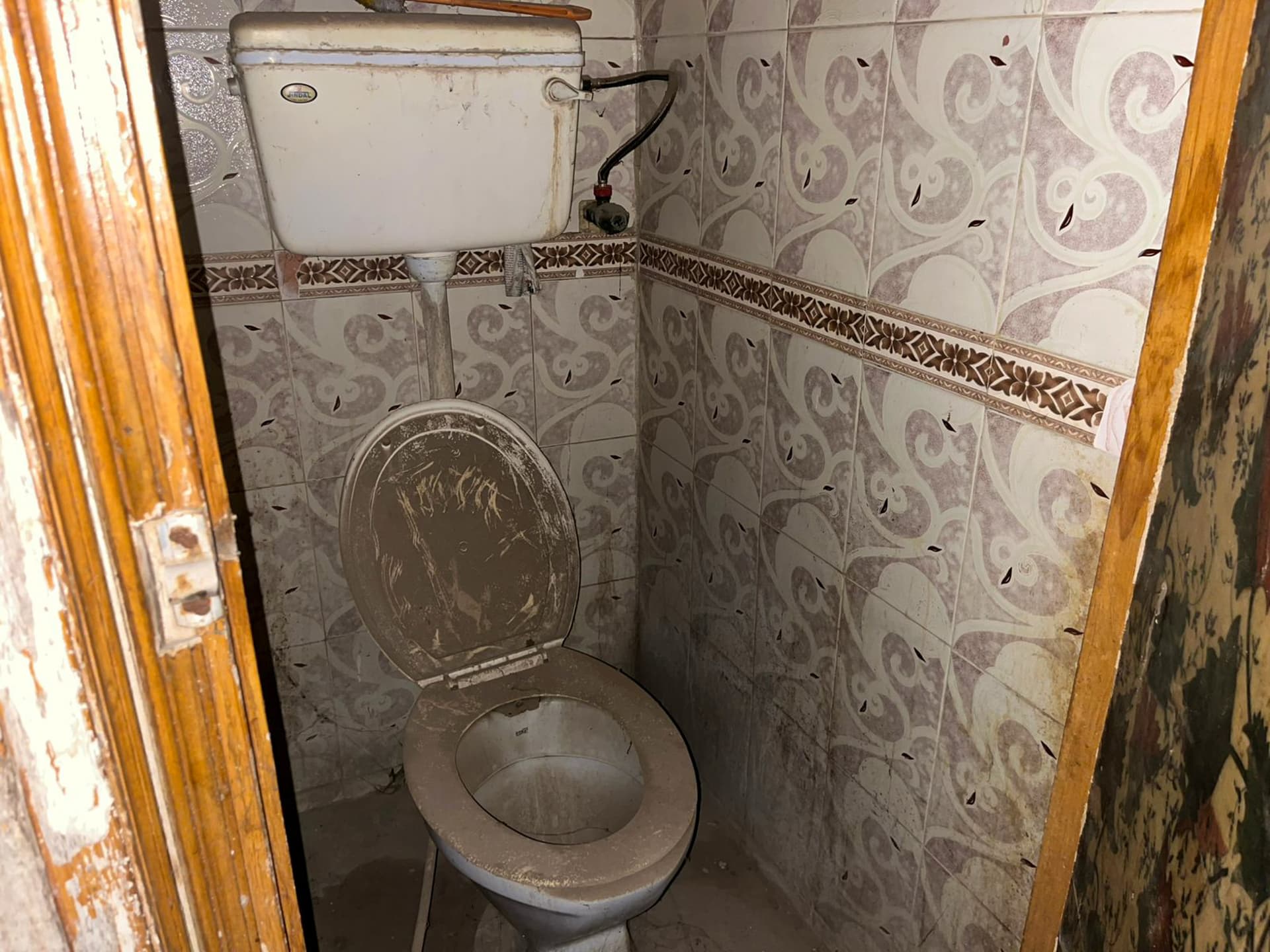 Property Photos 16