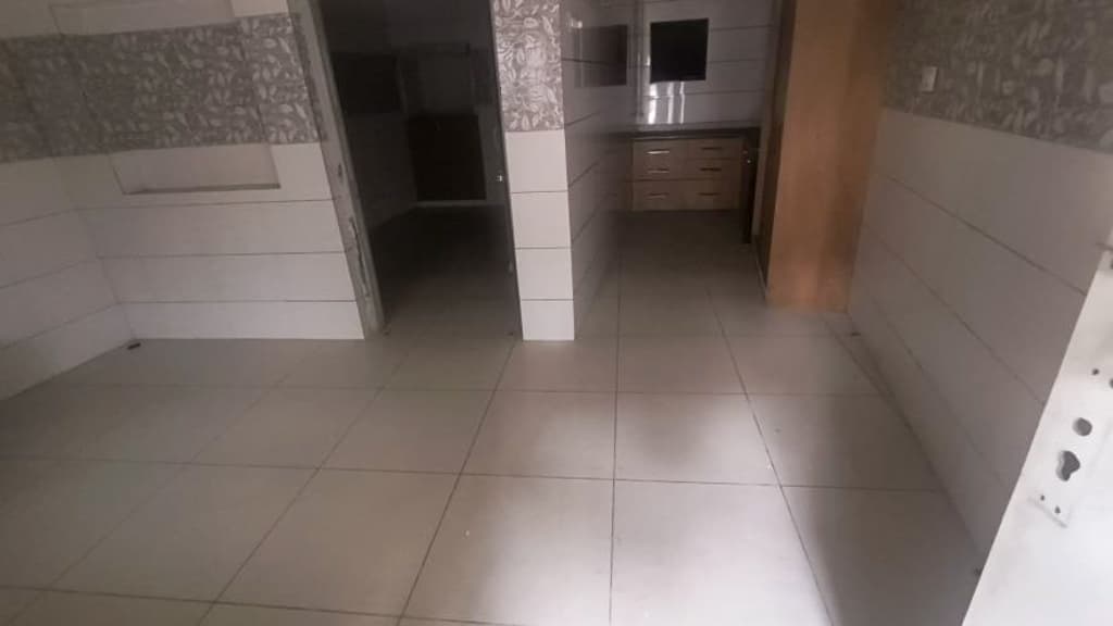 Property Photos 25