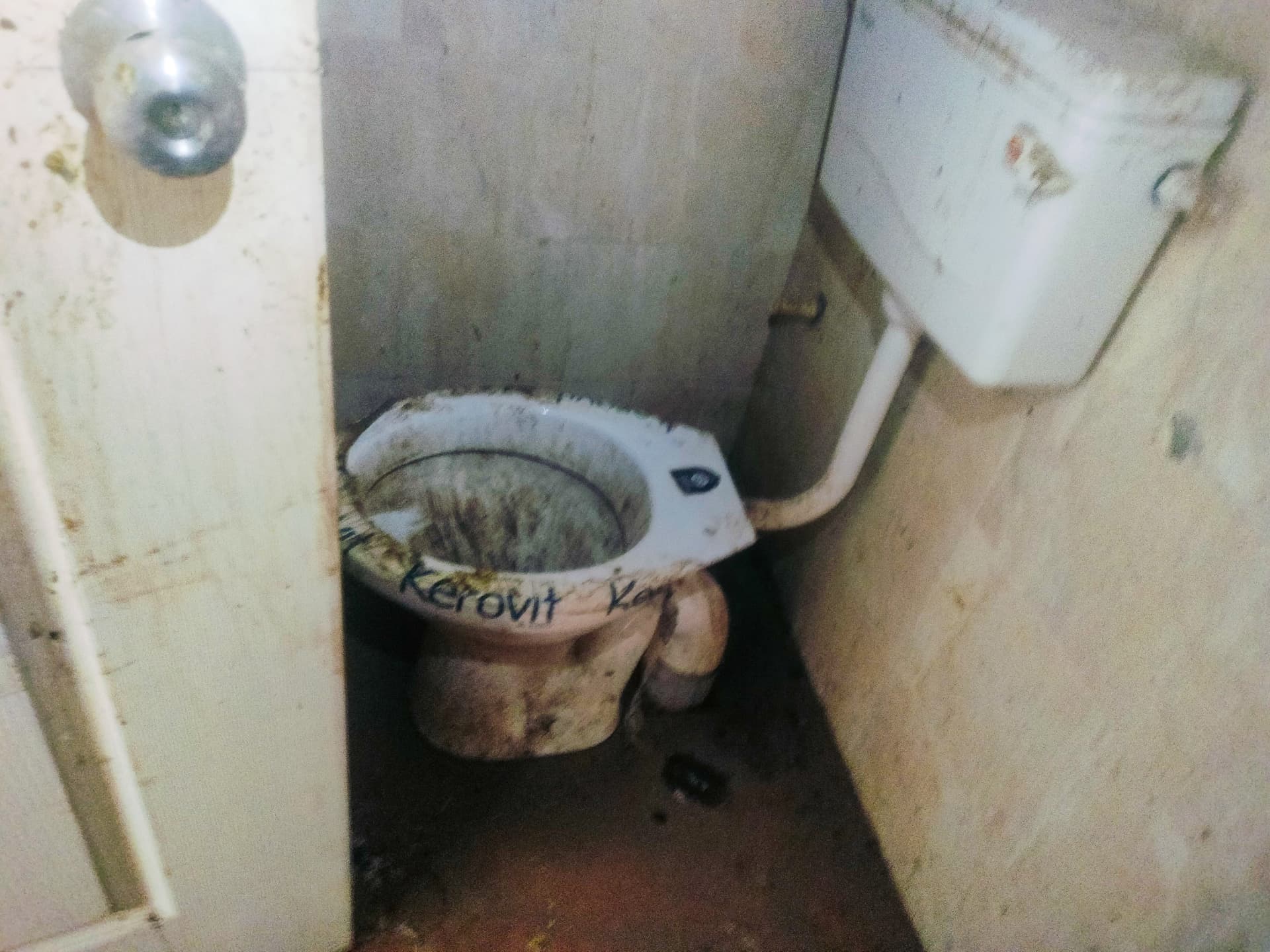 Property Photos 7