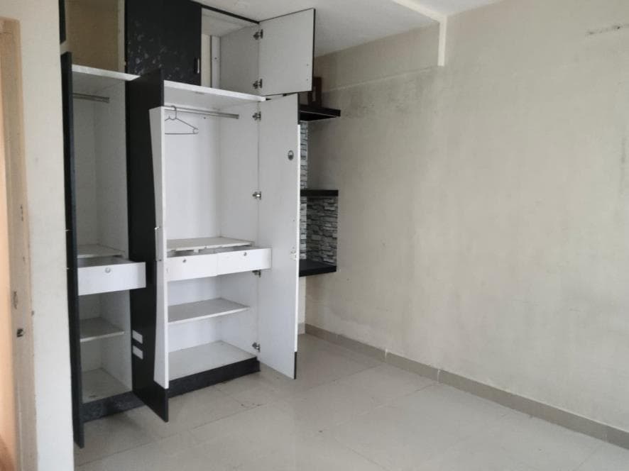 Property Photos 4