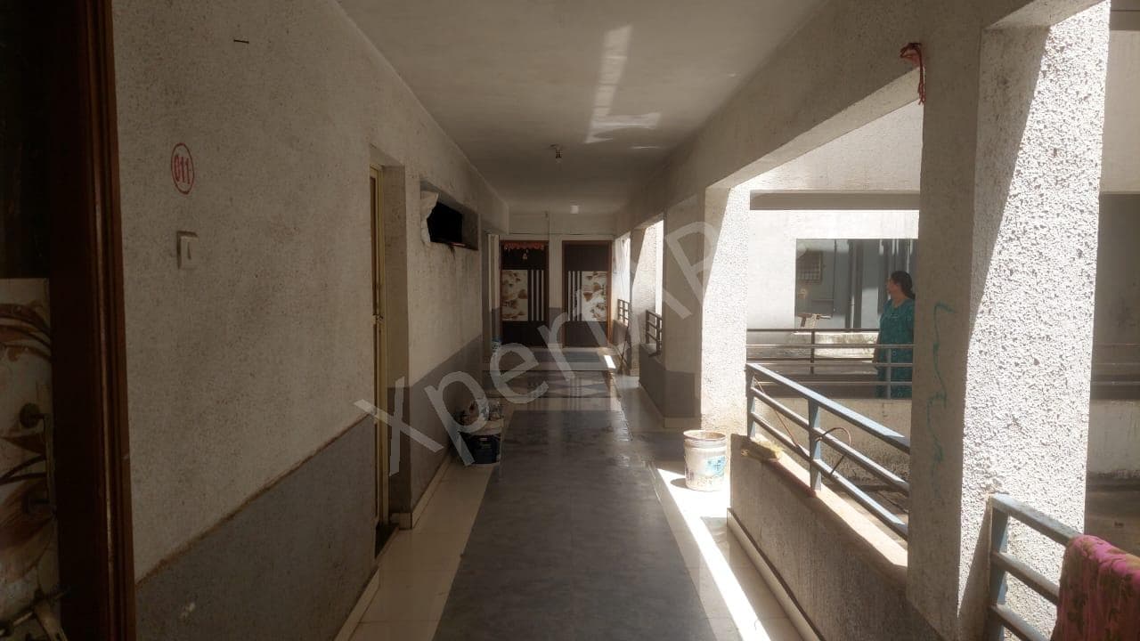 Property Photos 9