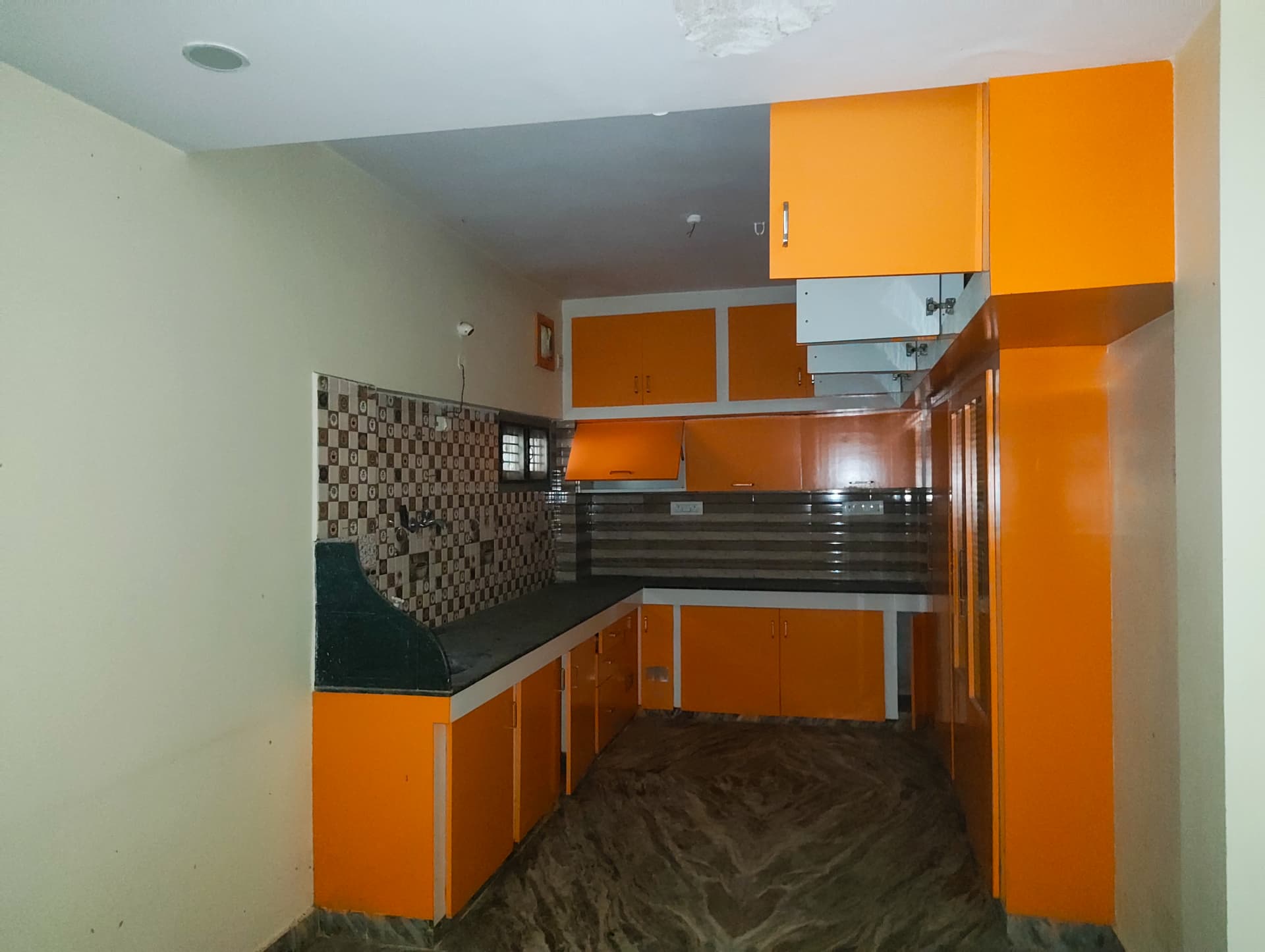 Property Photos 8