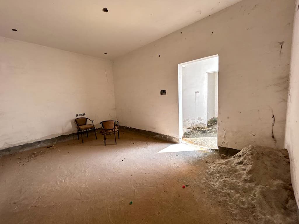 Property Photos 17