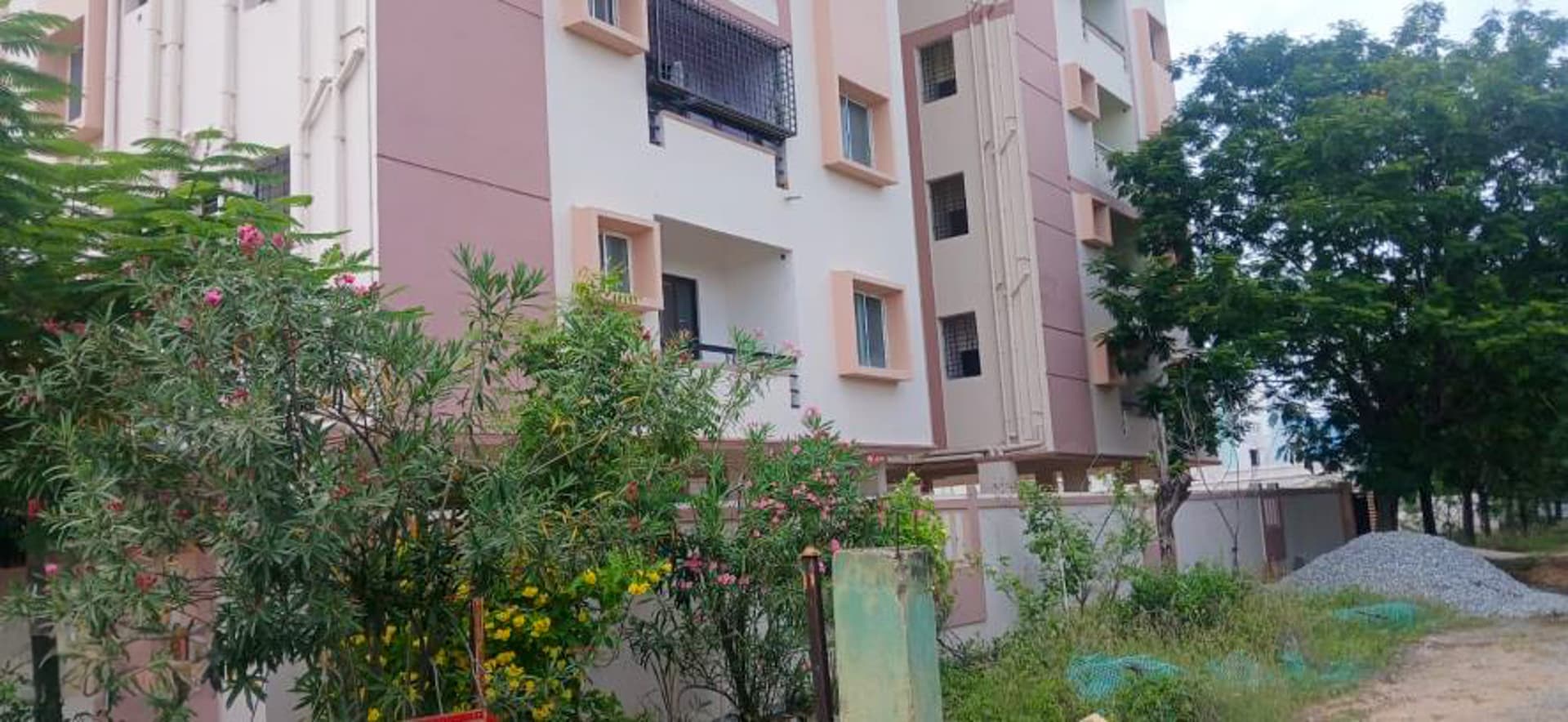 Property Photos 18