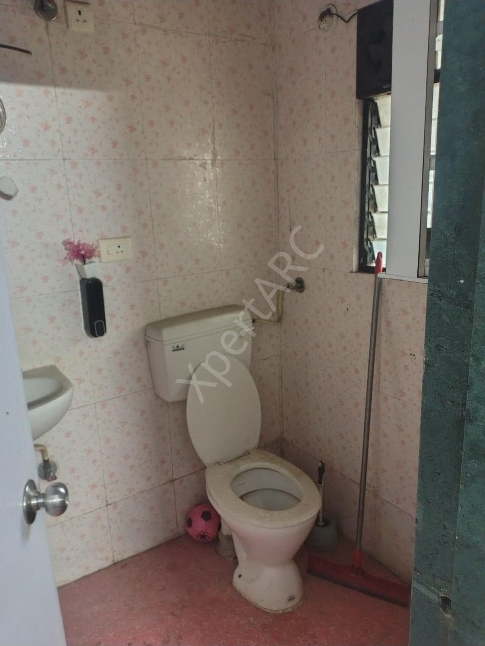 Property Photos 23