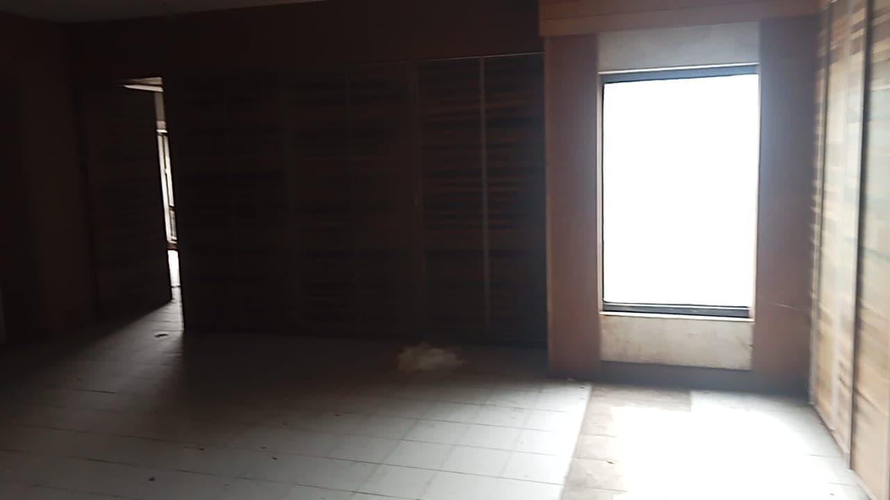Property Photos 9