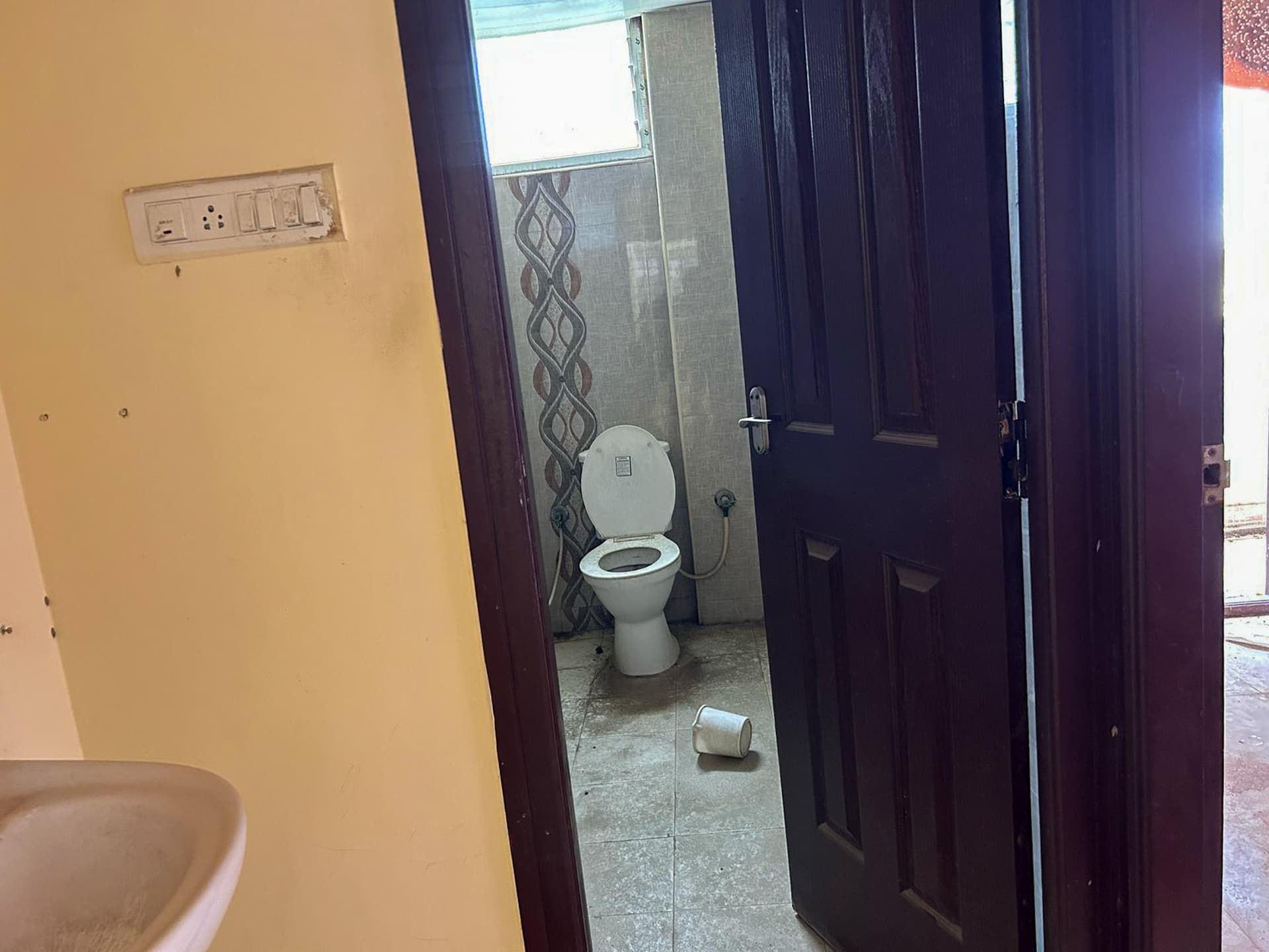 Property Photos 8