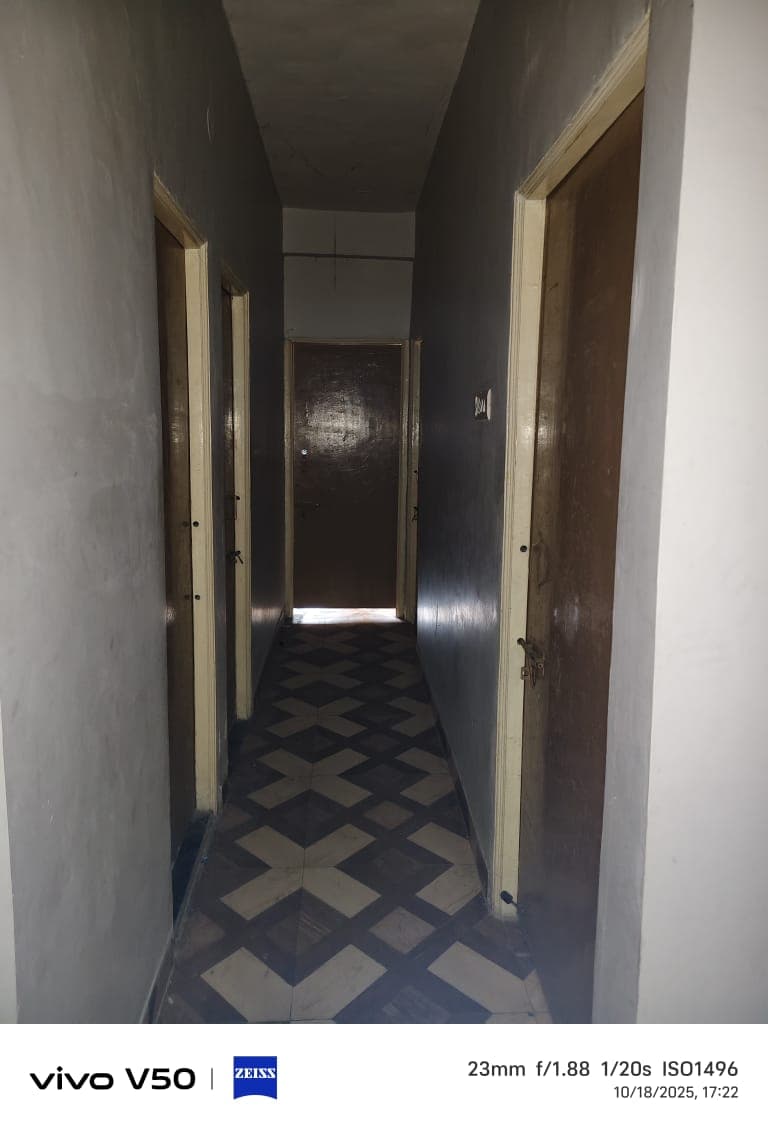 Property Photos 8