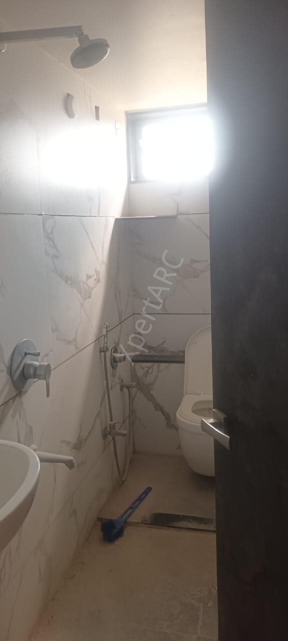 Property Photos 25