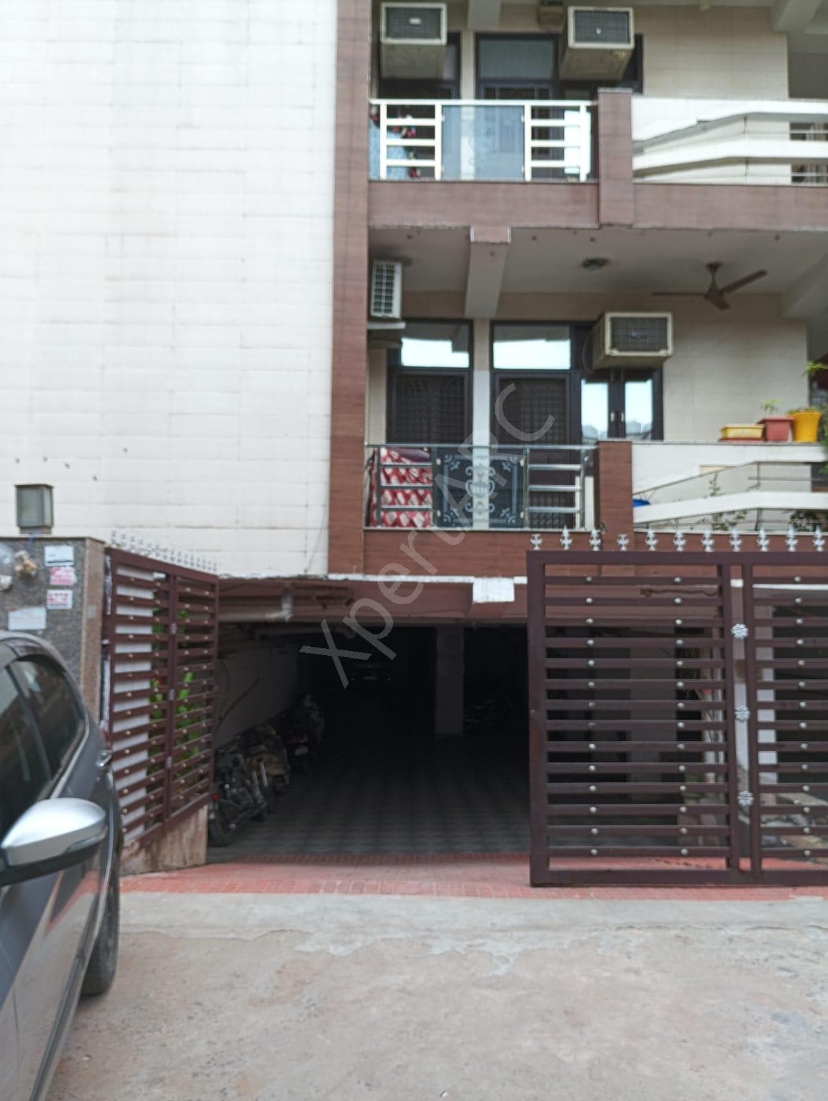 Property Photos 7
