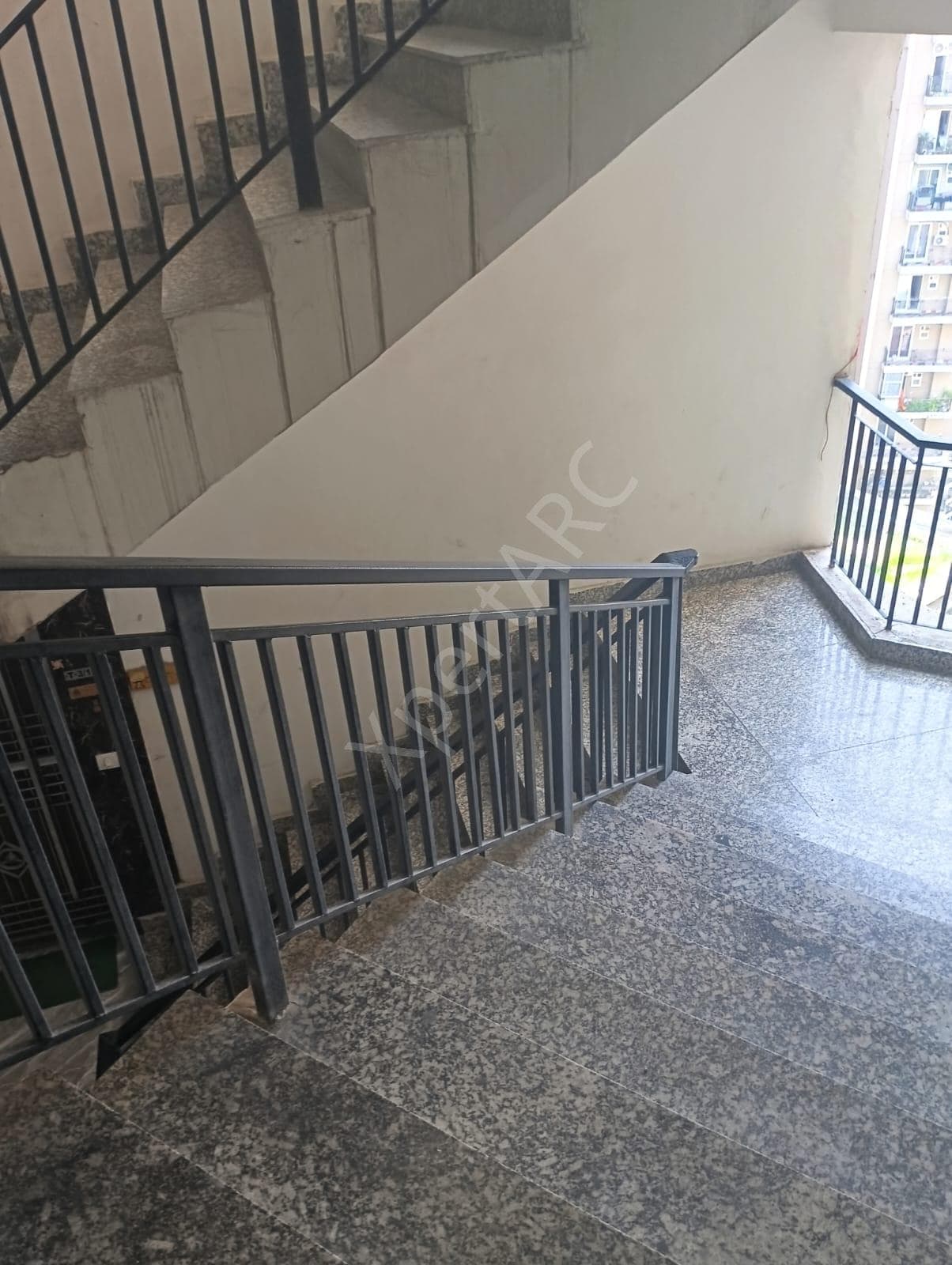 Property Photos 18