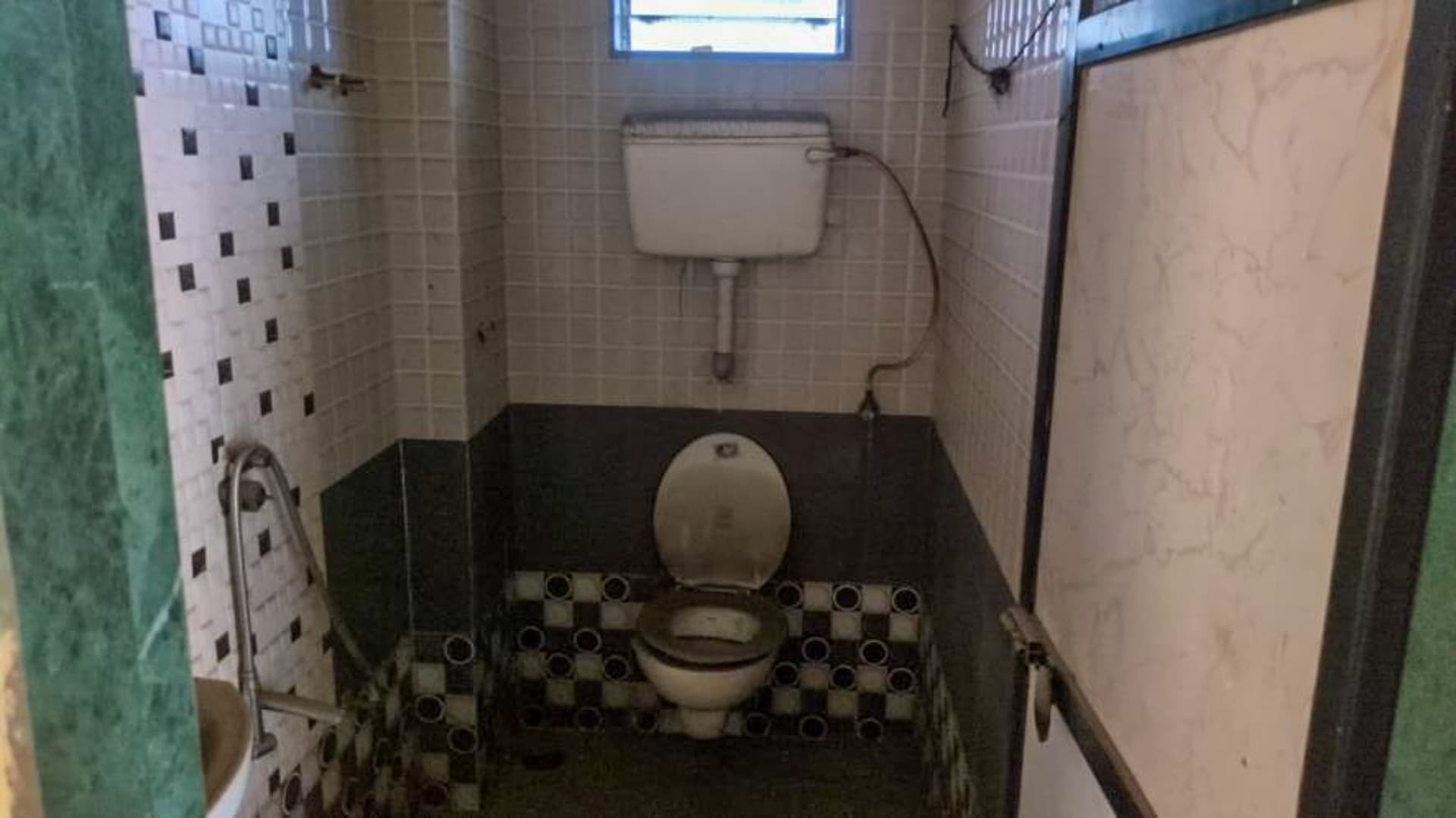 Property Photos 7