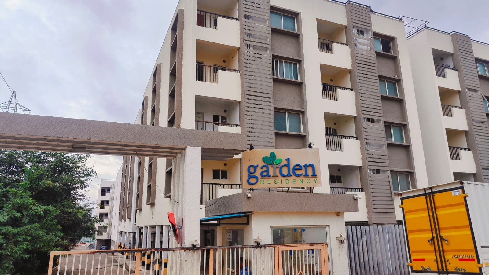 Property Photos 1