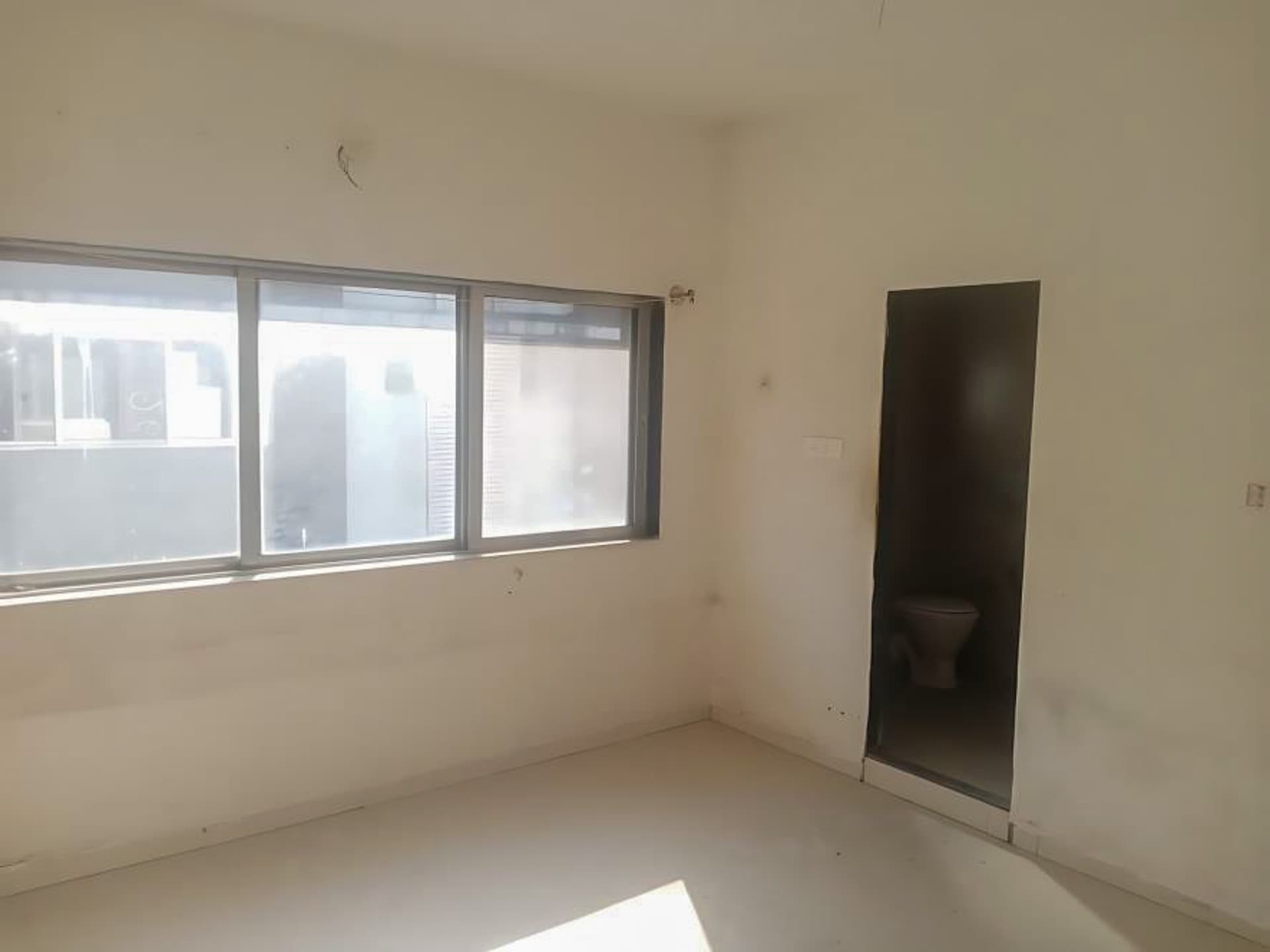 Property Photos 18