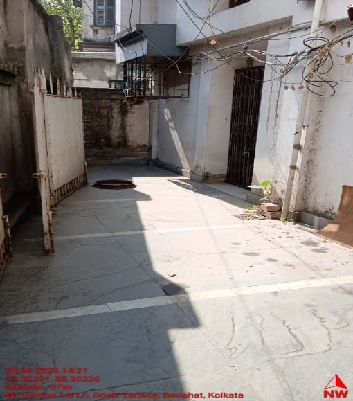 Property Photos 6