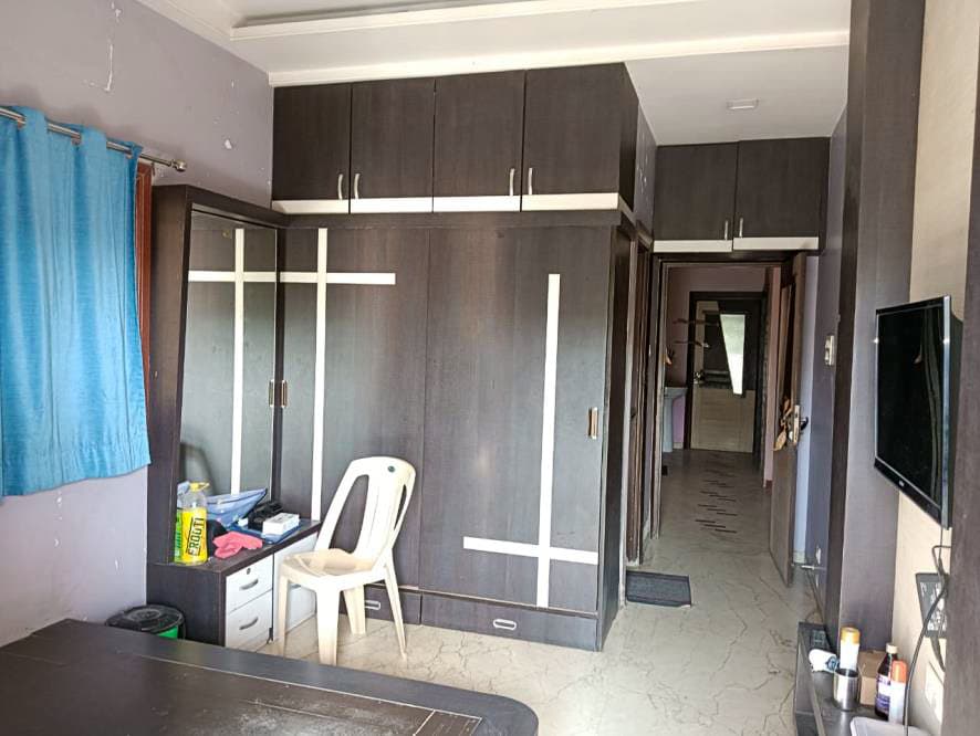 Property Photos 8