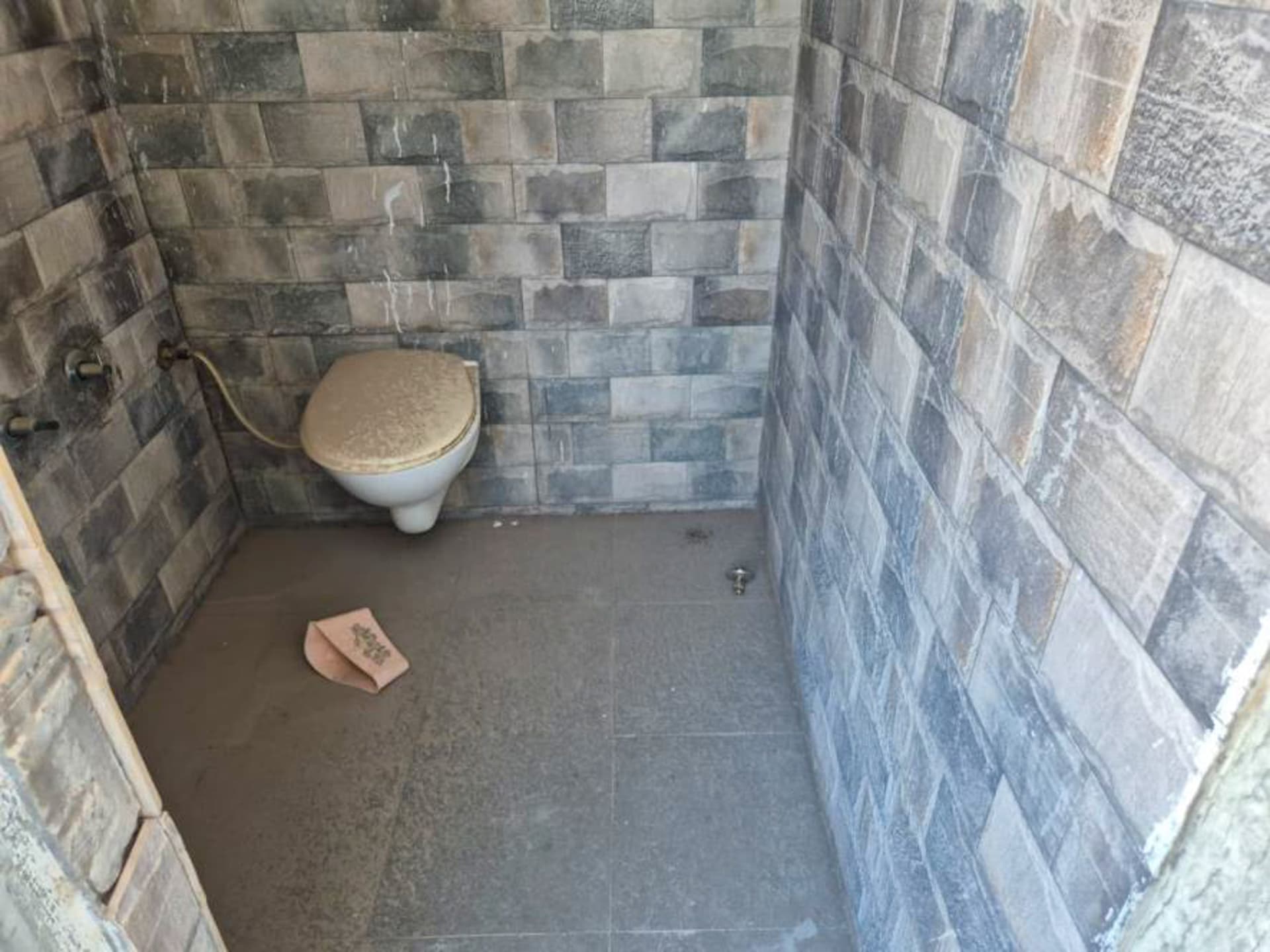Property Photos 16