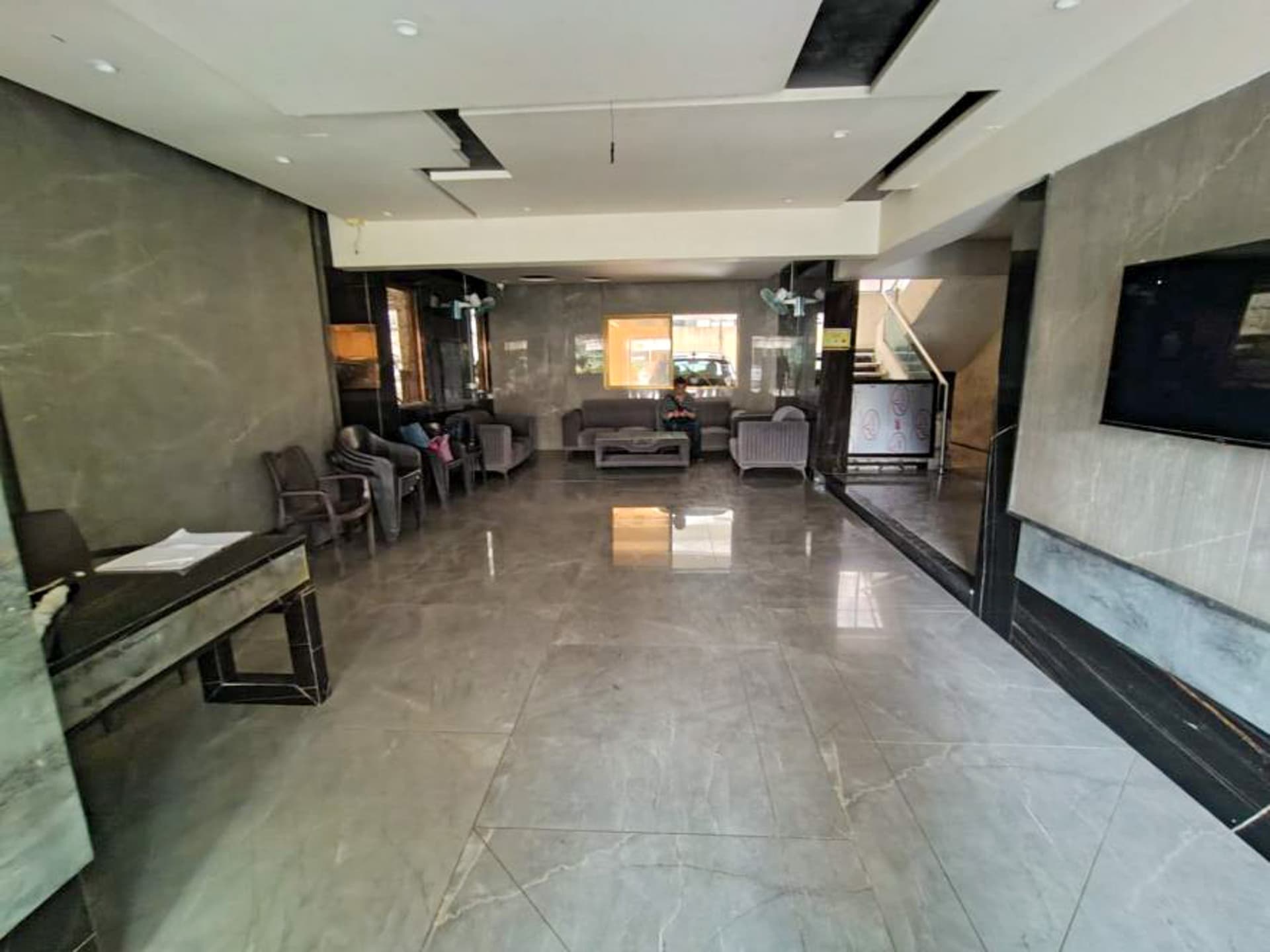 Property Photos 25