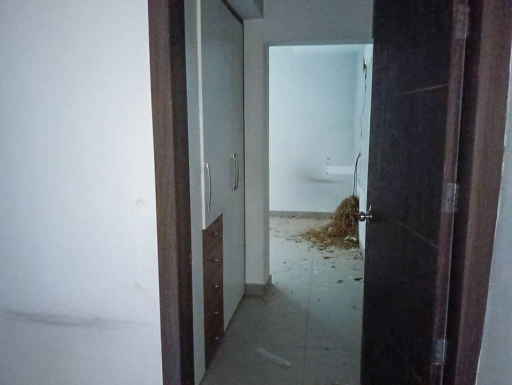 Property Photos 7