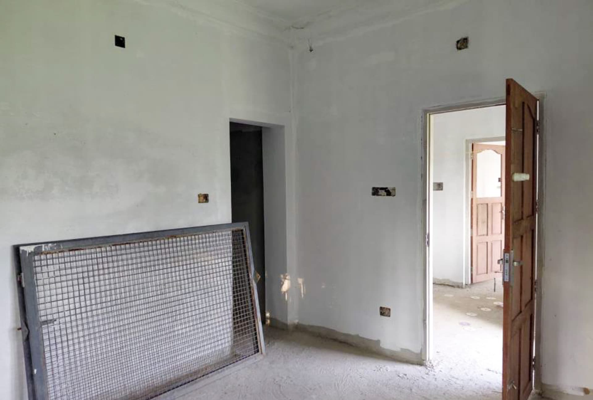 Property Photos 23